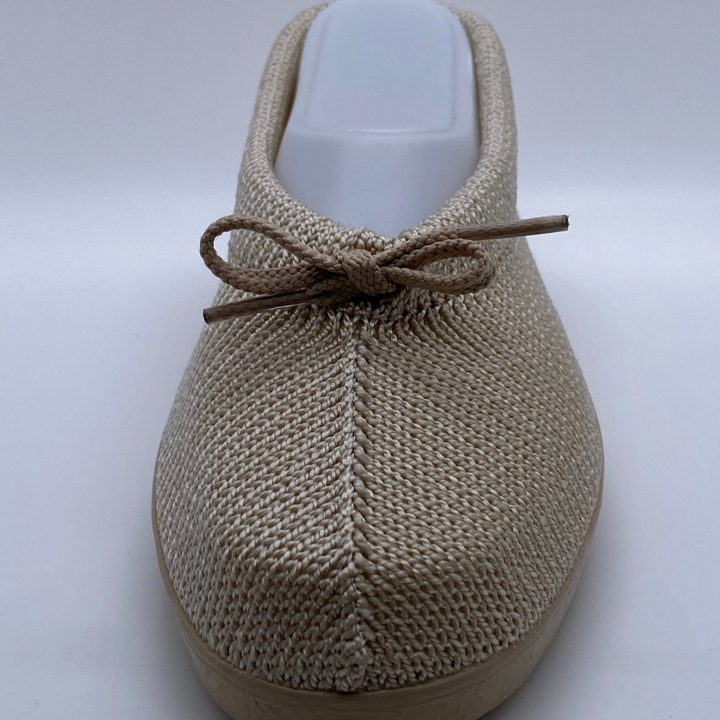 Euroconforto Atacador Portugese schoen beige – gedragen binnenshuis