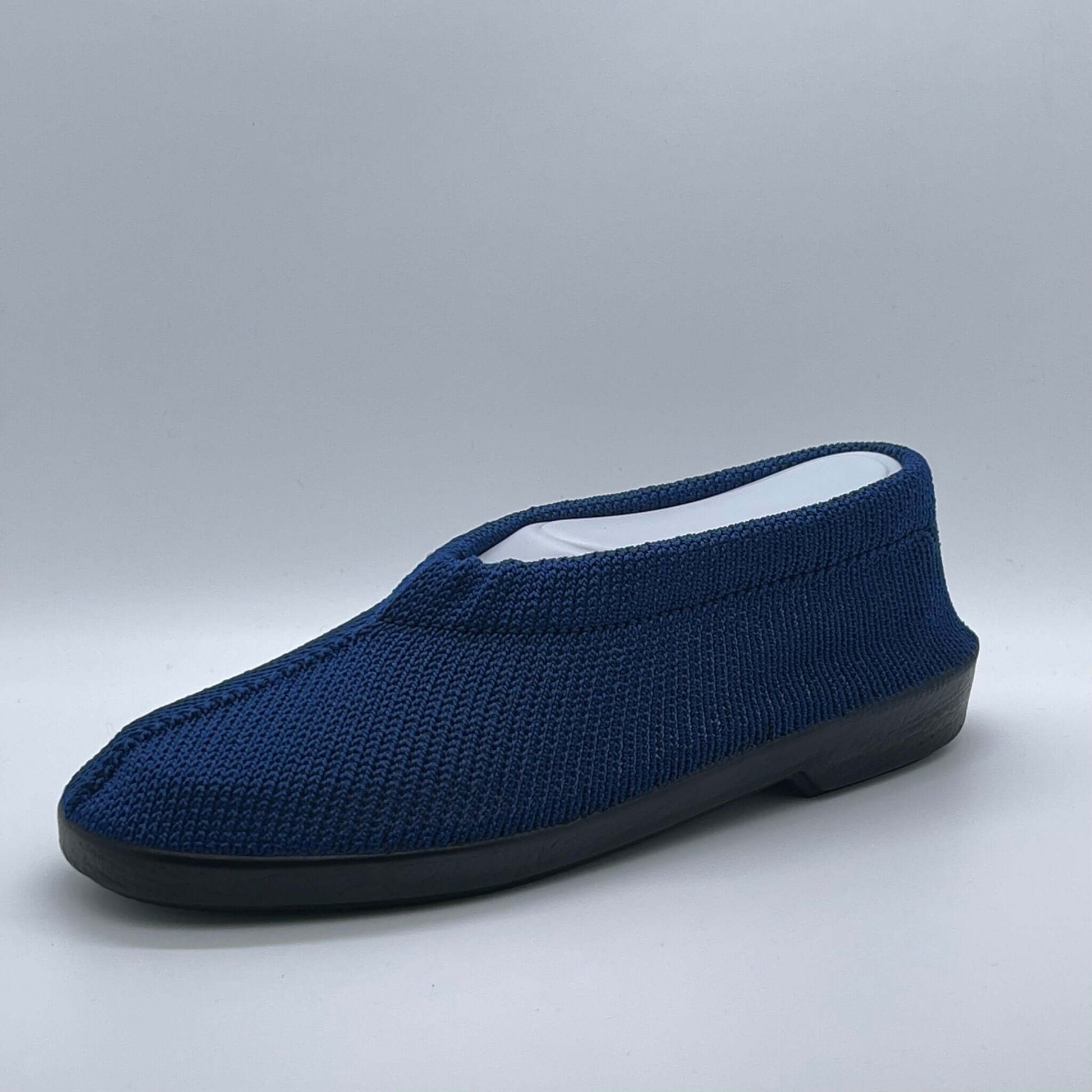 Euroconforto Portugese schoen blauw kobalt – vooraanzicht